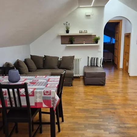 Zia Peppa * كاستل دي سانجرو